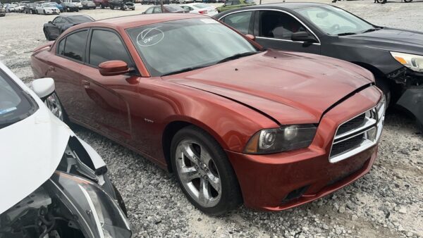 2013 DODGE CHARGER - Image 4