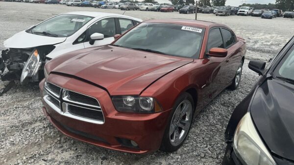 2013 DODGE CHARGER