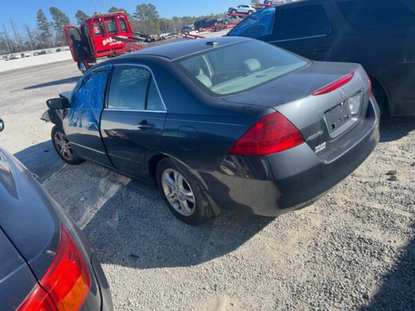 2007 Honda Accord - Image 3