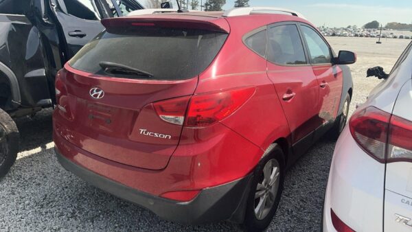 2011 HYUNDAI TUCSON - Image 5