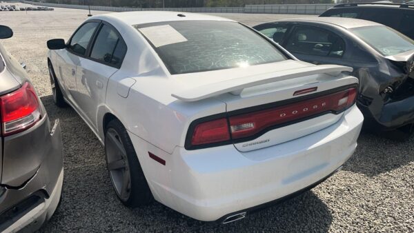 2012 DODGE CHARGER - Image 2