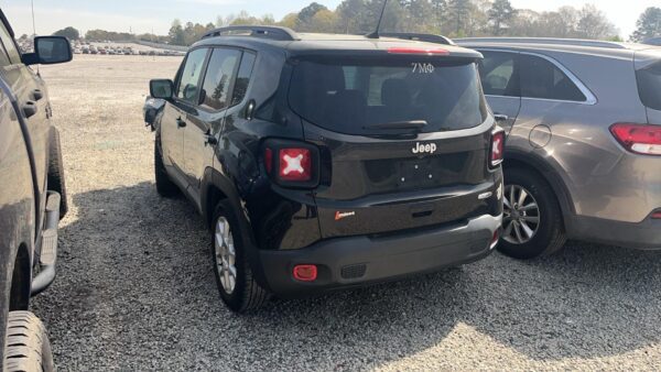 2016 KIA SORENTO - Image 4