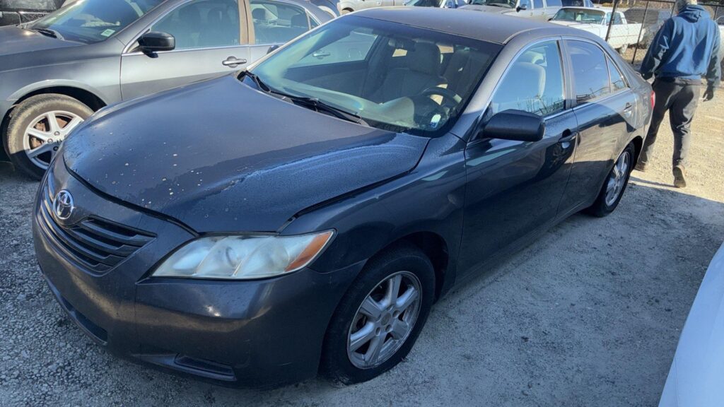 2009 Toyota Camry photo 1
