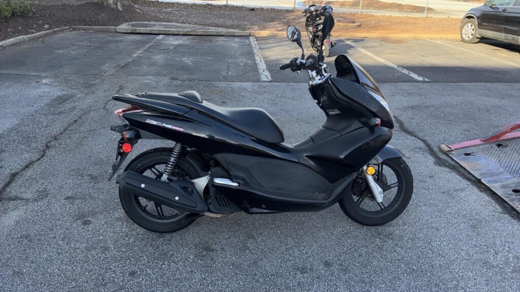 2013 Honda PCX 150 photo 1