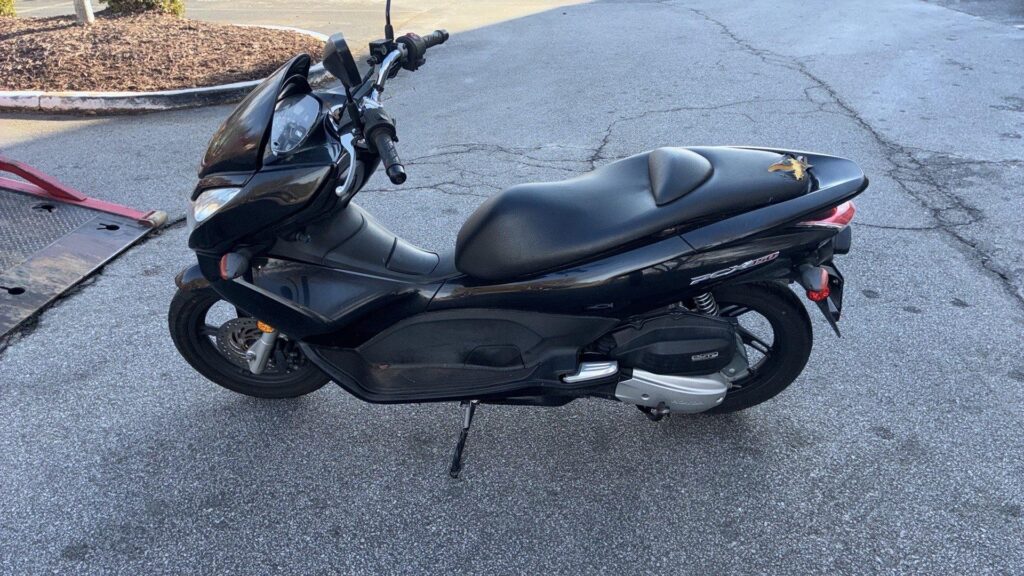 2013 Honda PCX 150 photo 3
