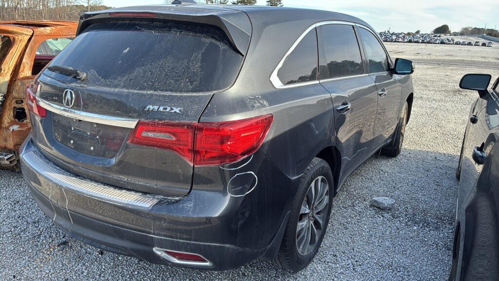 2016 Acura MDX photo 3