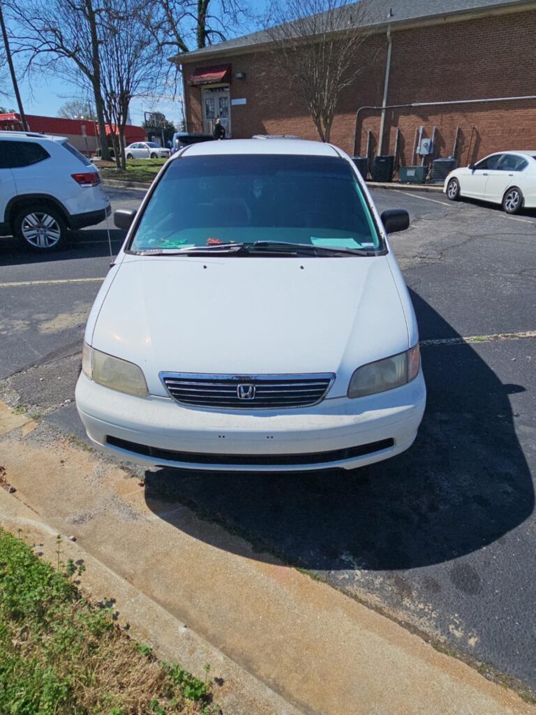 1995 Honda Odyssey photo 3