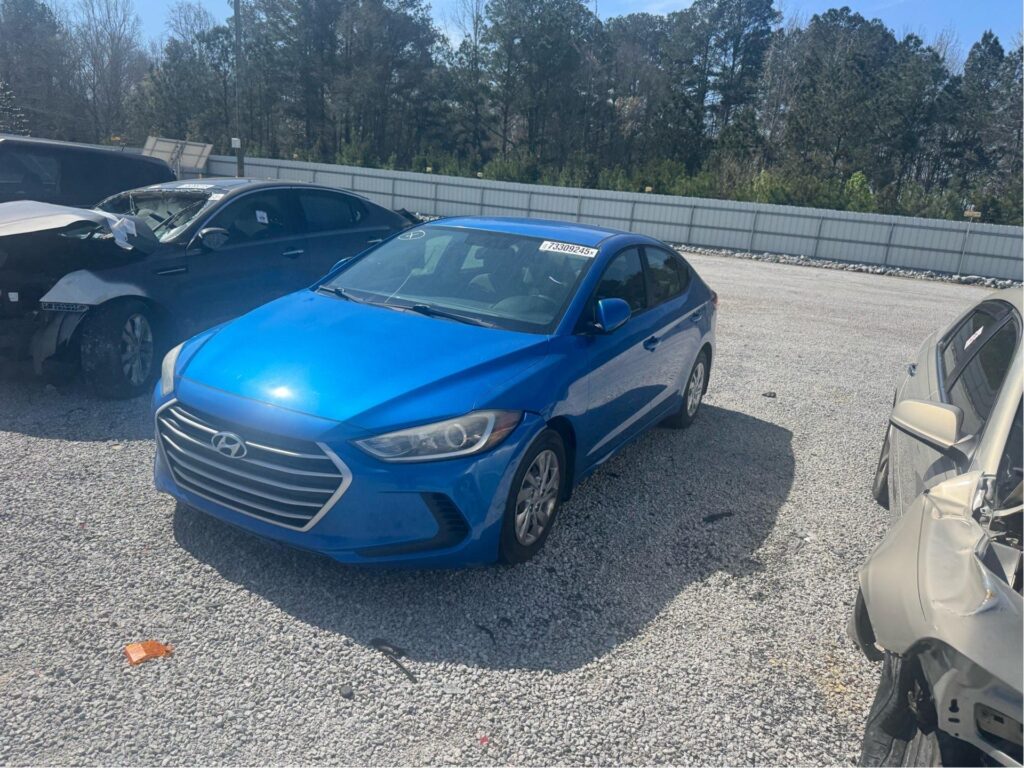 2017 Hyundai Elantra photo 5