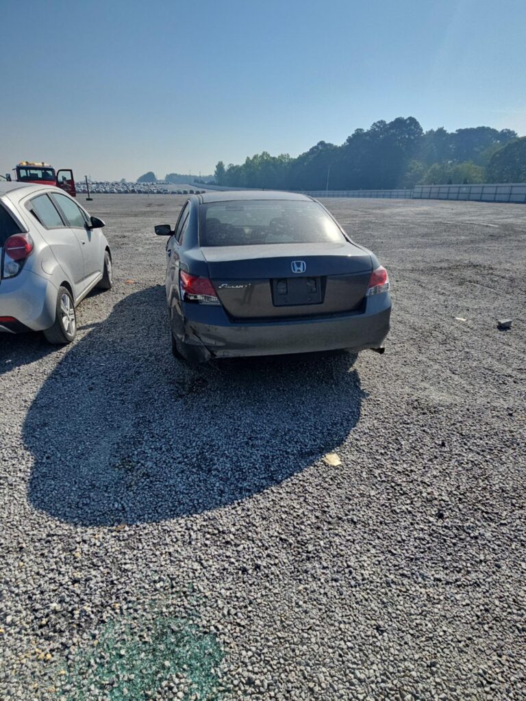 2008 Honda Accord photo 3